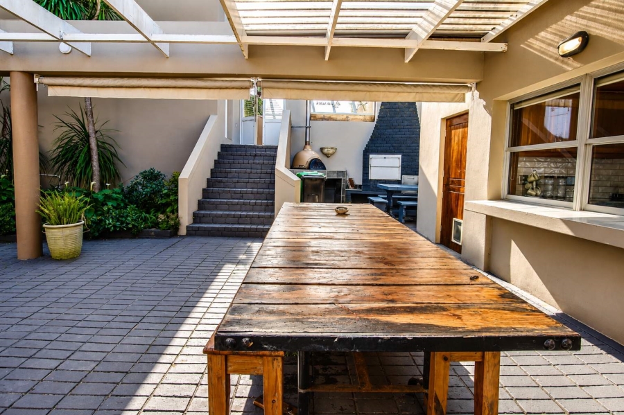 6 Bedroom Property for Sale in Brenton On Sea Western Cape